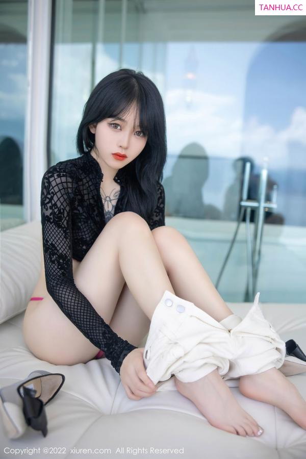 小奶瓶呜呜  [XiuRen]高清写真图 2022.08.04 No.5386 奶瓶第75张图片